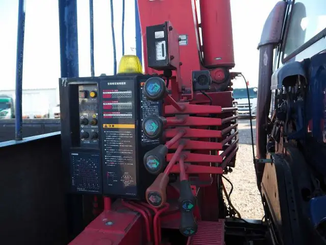 いすゞ フォワード KK-FRR34L4(2WD)の写真16