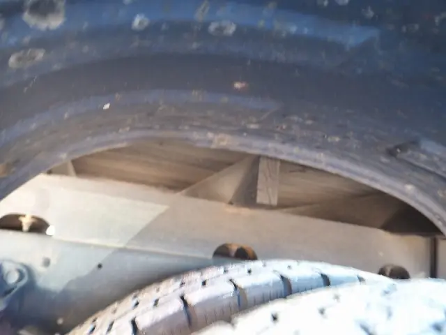 いすゞ フォワード KK-FRR34L4(2WD)の写真32