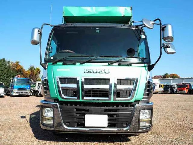 いすゞ ギガ QKG-CXZ77AT(6x4)の写真8