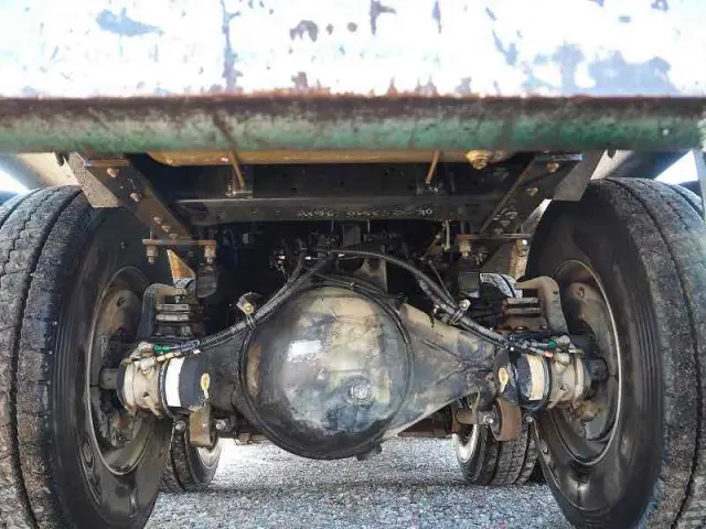 いすゞ ギガ QKG-CXZ77AT(6x4)の写真11