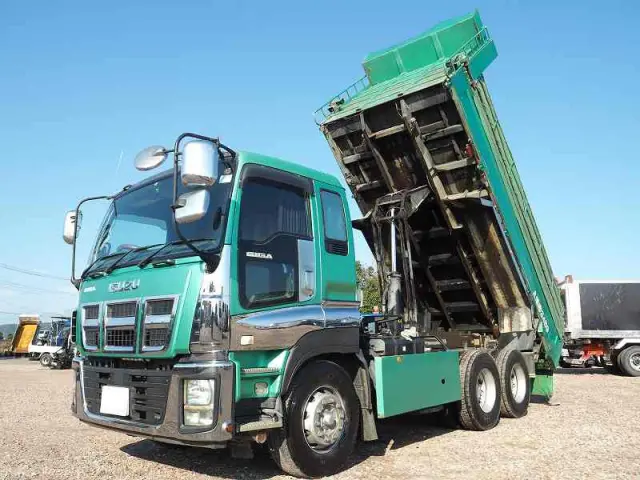 いすゞ ギガ QKG-CXZ77AT(6x4)の写真13