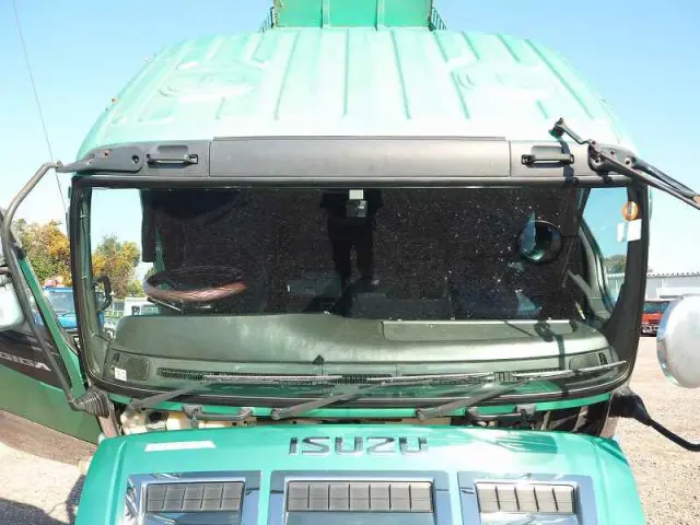 いすゞ ギガ QKG-CXZ77AT(6x4)の写真19