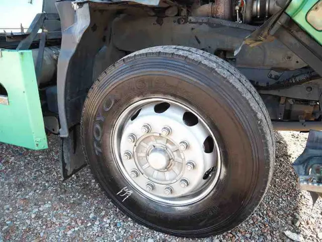 いすゞ ギガ QKG-CXZ77AT(6x4)の写真20