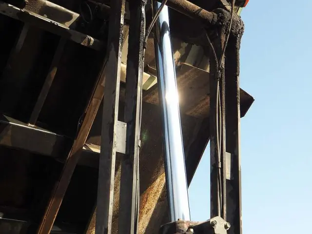 いすゞ ギガ QKG-CXZ77AT(6x4)の写真24