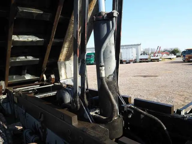 いすゞ ギガ QKG-CXZ77AT(6x4)の写真25