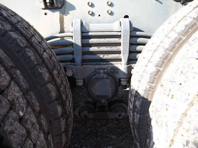 いすゞ ギガ QKG-CXZ77AT(6x4)の写真35