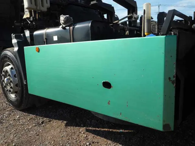 いすゞ ギガ QKG-CXZ77AT(6x4)の写真36