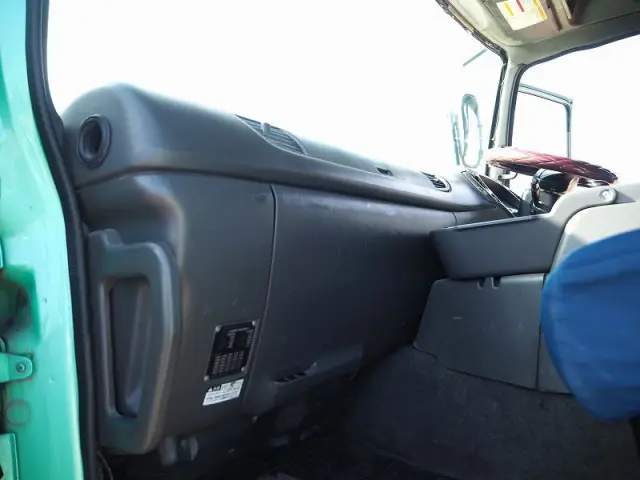 いすゞ ギガ QKG-CXZ77AT(6x4)の写真43