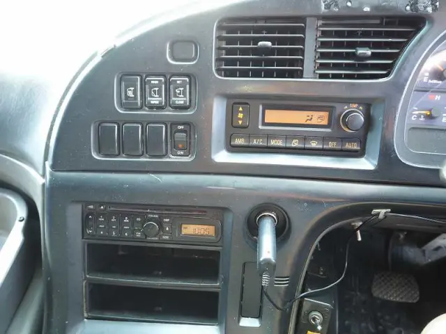 いすゞ ギガ QKG-CXZ77AT(6x4)の写真46