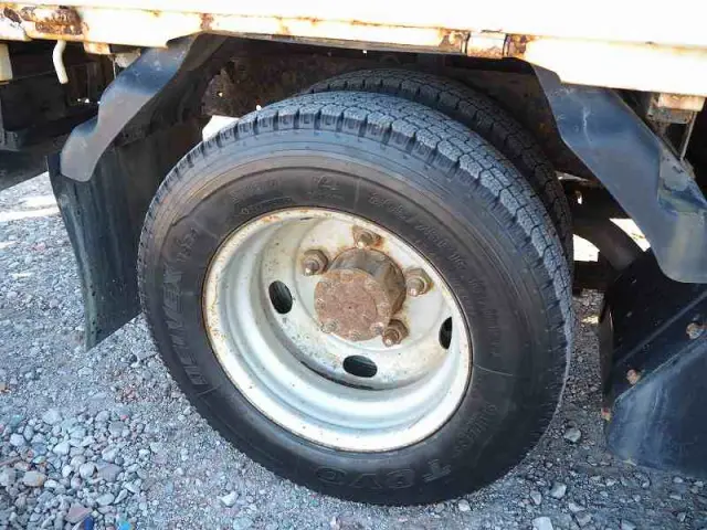 いすゞ エルフ TRG-NJS85A(4WD)の写真18