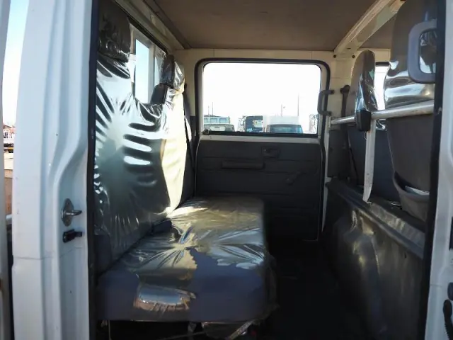 いすゞ エルフ TRG-NJS85A(4WD)の写真32