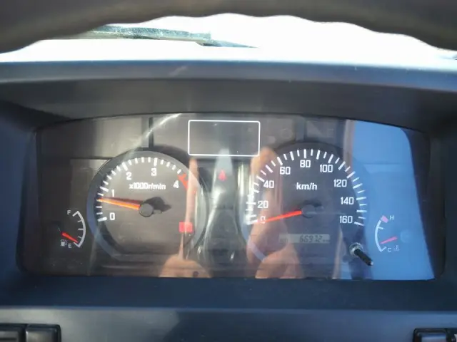 いすゞ エルフ TRG-NJS85A(4WD)の写真44