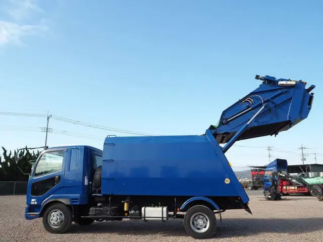 三菱 ファイター PA-FK61F(2WD)の写真11