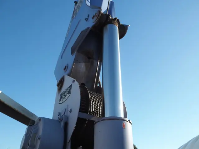 日野 デュトロ KK-XZU400M(2WD)の写真12