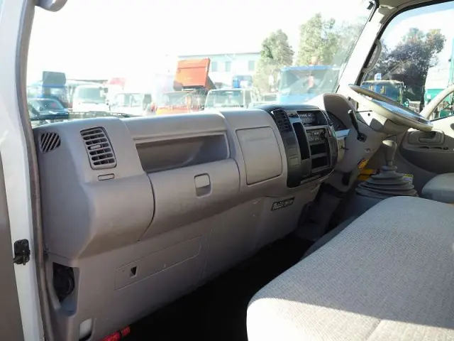 日野 デュトロ KK-XZU400M(2WD)の写真43