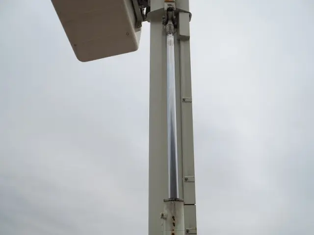 いすゞ エルフ TPG-NKS85AN(4WD)の写真14