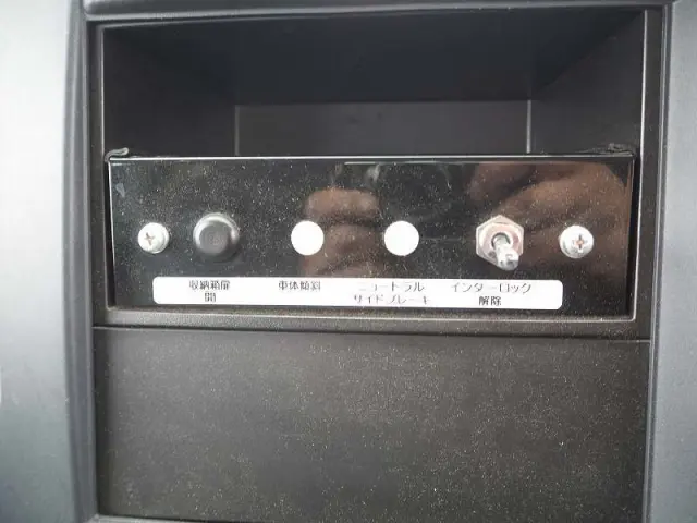 いすゞ エルフ TPG-NKS85AN(4WD)の写真49