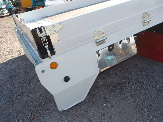 いすゞ エルフ PDG-FTR34S2(2WD)の写真9