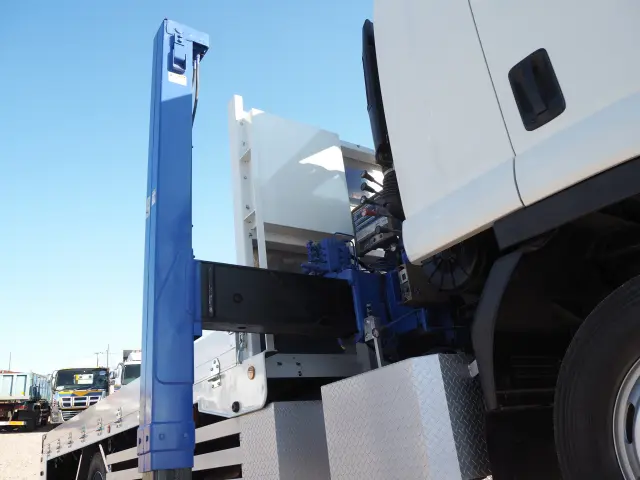 いすゞ エルフ PDG-FTR34S2(2WD)の写真14