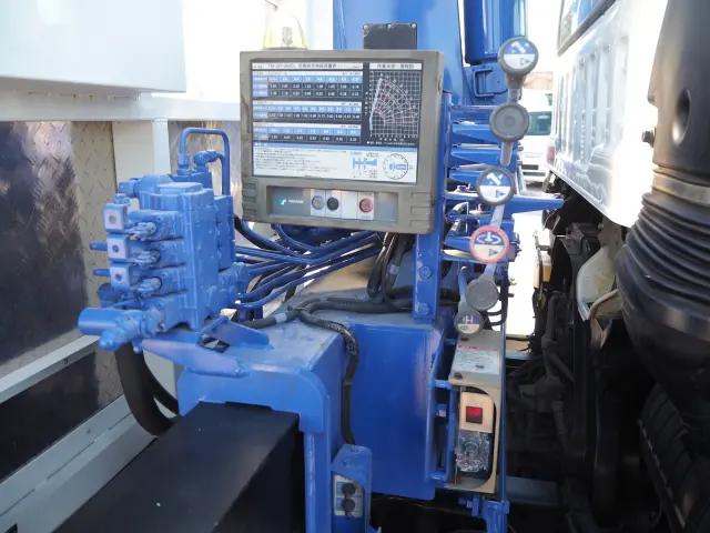 いすゞ エルフ PDG-FTR34S2(2WD)の写真18