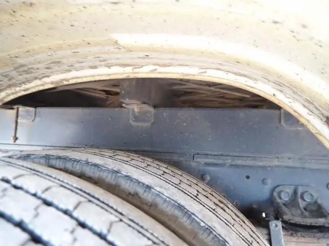 いすゞ エルフ PDG-FTR34S2(2WD)の写真31