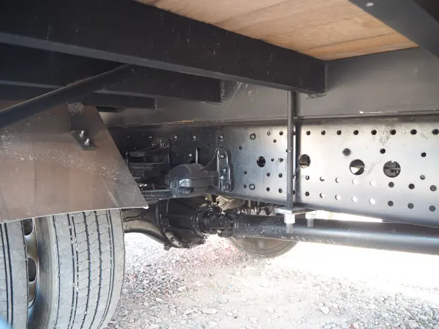 いすゞ エルフ PDG-FTR34S2(2WD)の写真32