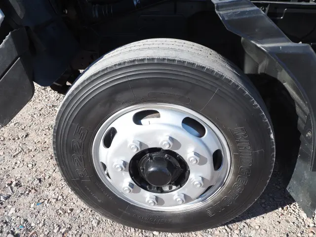 いすゞ エルフ PDG-FTR34S2(2WD)の写真42