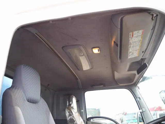 いすゞ エルフ PDG-FTR34S2(2WD)の写真46