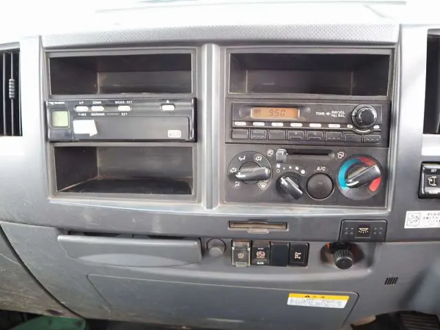 いすゞ エルフ PDG-FTR34S2(2WD)の写真47