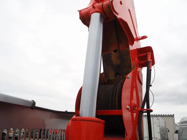 いすゞ エルフ 2RG-NKR88AD(2WD)の写真12