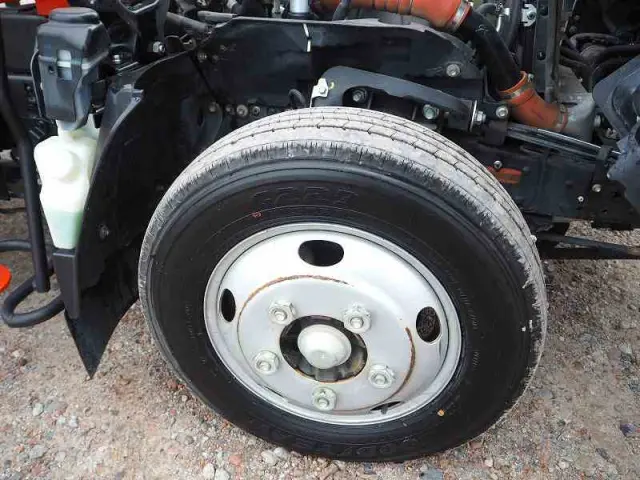 いすゞ エルフ 2RG-NKR88AD(2WD)の写真19