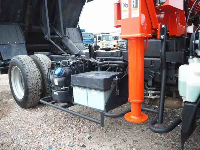 いすゞ エルフ 2RG-NKR88AD(2WD)の写真20