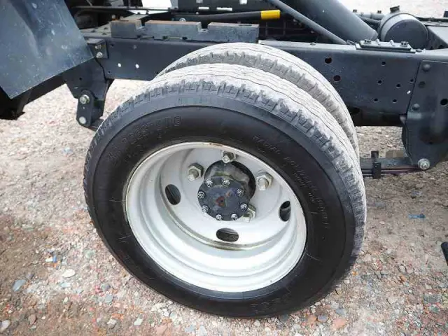 いすゞ エルフ 2RG-NKR88AD(2WD)の写真25