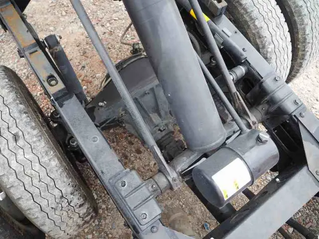 いすゞ エルフ 2RG-NKR88AD(2WD)の写真26