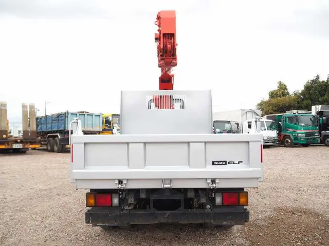 いすゞ エルフ 2RG-NKR88AD(2WD)の写真41