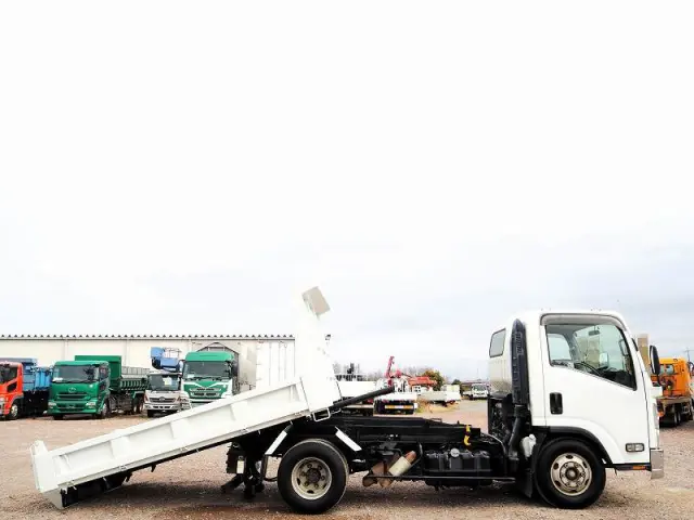 いすゞ エルフ PDG-NPR75N(2WD)の写真6