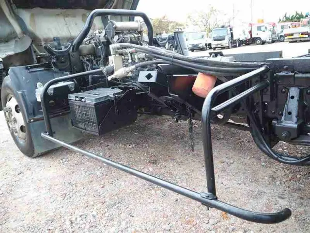 いすゞ エルフ PDG-NPR75N(2WD)の写真37