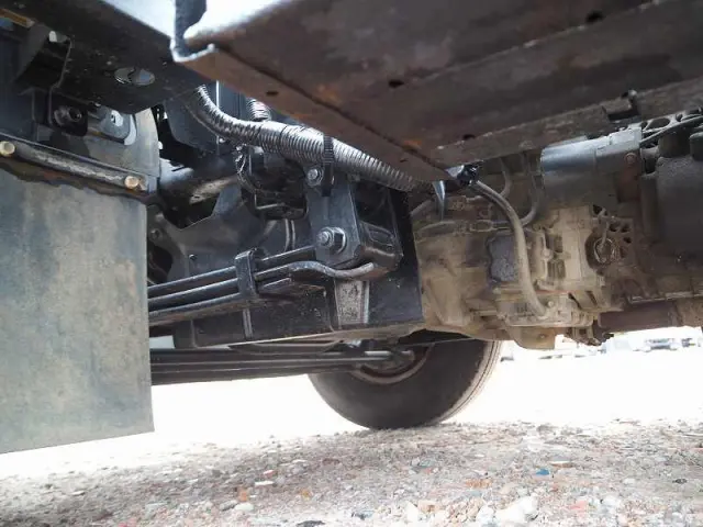 いすゞ エルフ PDG-NPR75N(2WD)の写真39