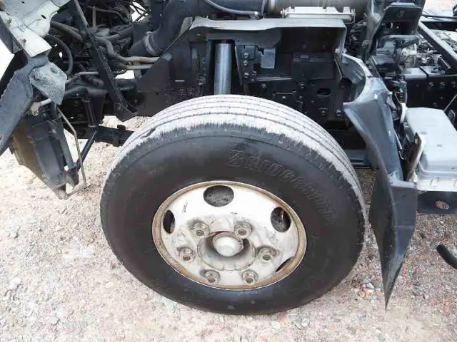 いすゞ エルフ PDG-NPR75N(2WD)の写真40