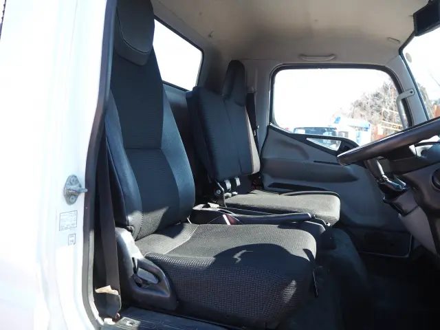 三菱 キャンター TPG-FEB90(2WD)の写真47