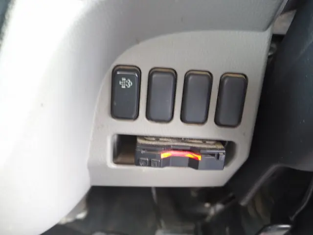 三菱 キャンター TPG-FEB90(2WD)の写真49