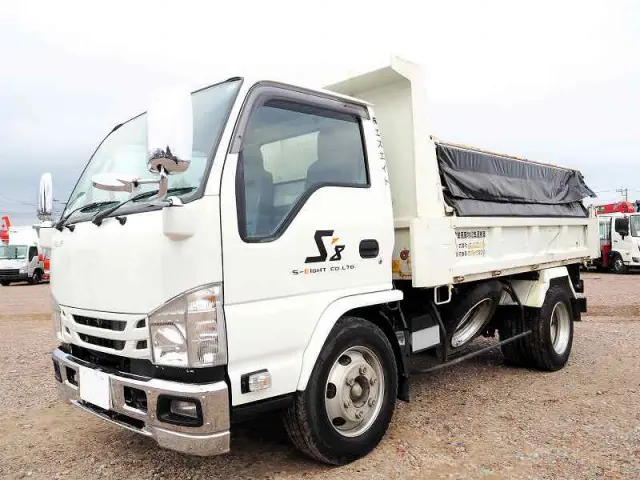 いすゞ エルフ 2PG-NKR88N(2WD)の写真1