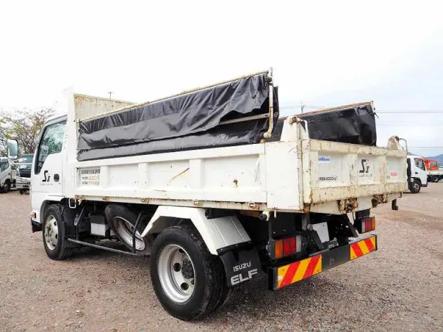 いすゞ エルフ 2PG-NKR88N(2WD)の写真3