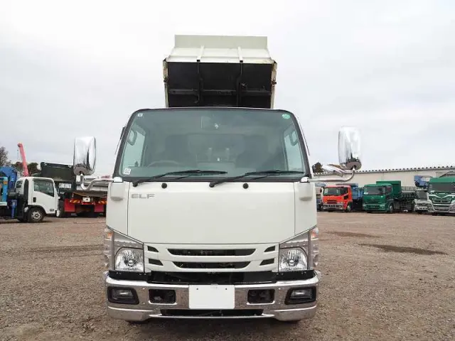 いすゞ エルフ 2PG-NKR88N(2WD)の写真12