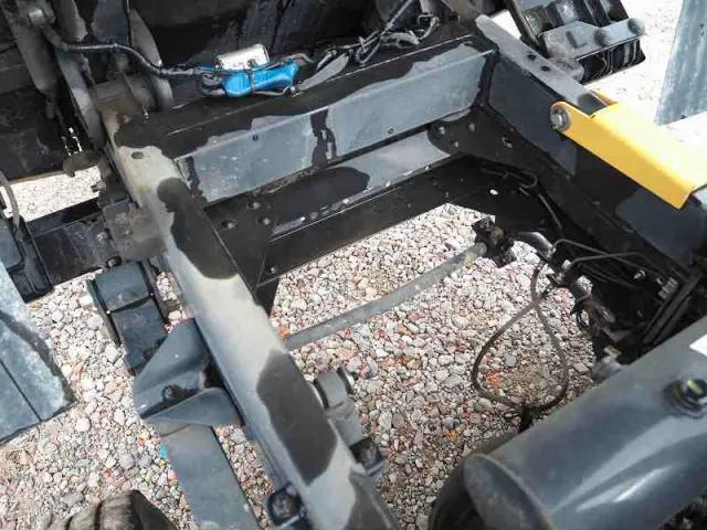 いすゞ エルフ 2PG-NKR88N(2WD)の写真26