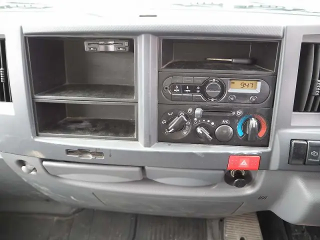 いすゞ エルフ 2PG-NKR88N(2WD)の写真48