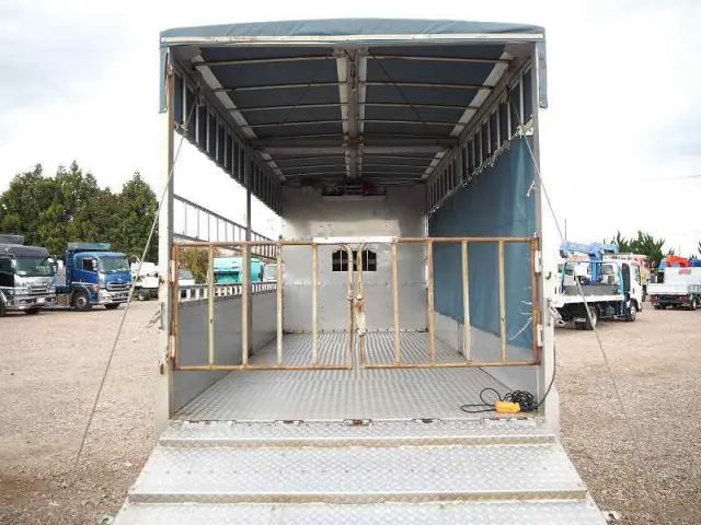 いすゞ エルフ PA-NPR81R(2WD)の写真24