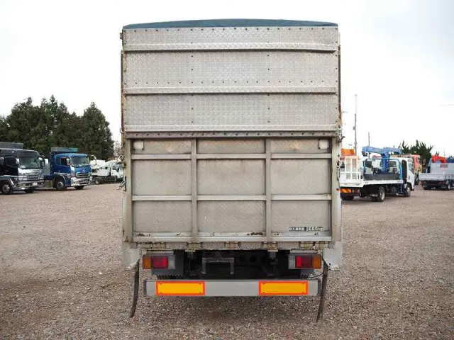 いすゞ エルフ PA-NPR81R(2WD)の写真32