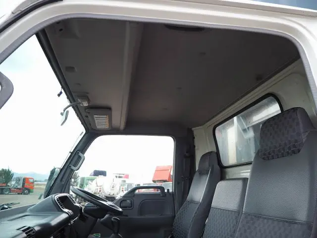 いすゞ エルフ PA-NPR81R(2WD)の写真42
