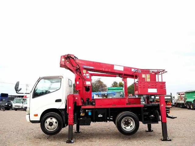 日野 デュトロ TKG-XZU600E(2WD)の写真2